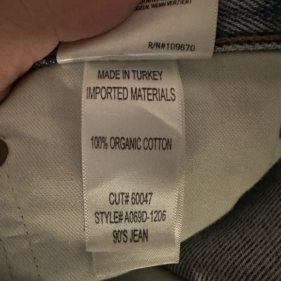 Agolde 90s distressed straight leg size 32 - Picture 4 of 4